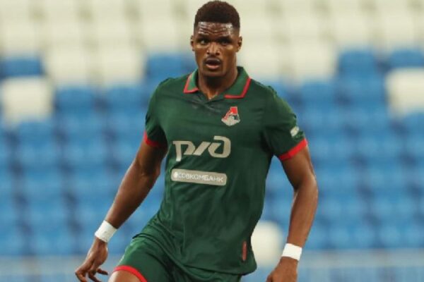 Gerzino Nyamsi playing for Lokomotiv Moscow