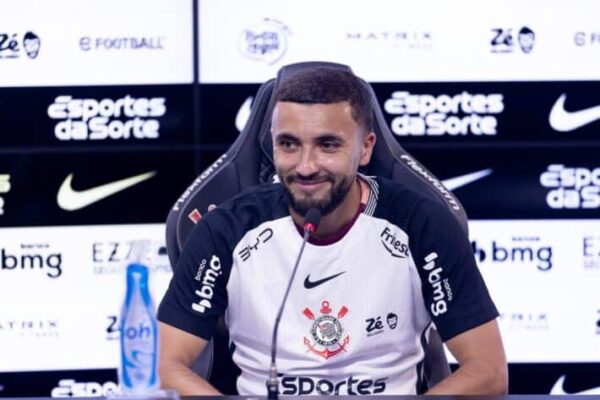 Zakaria Labyad makes Copa Libertadores debut with Corinthians