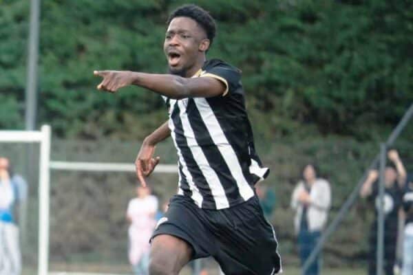 Haris Toholin playing for Angers SCO U19