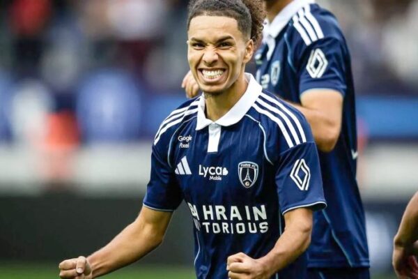 Ilan Kebbal in action for Paris FC