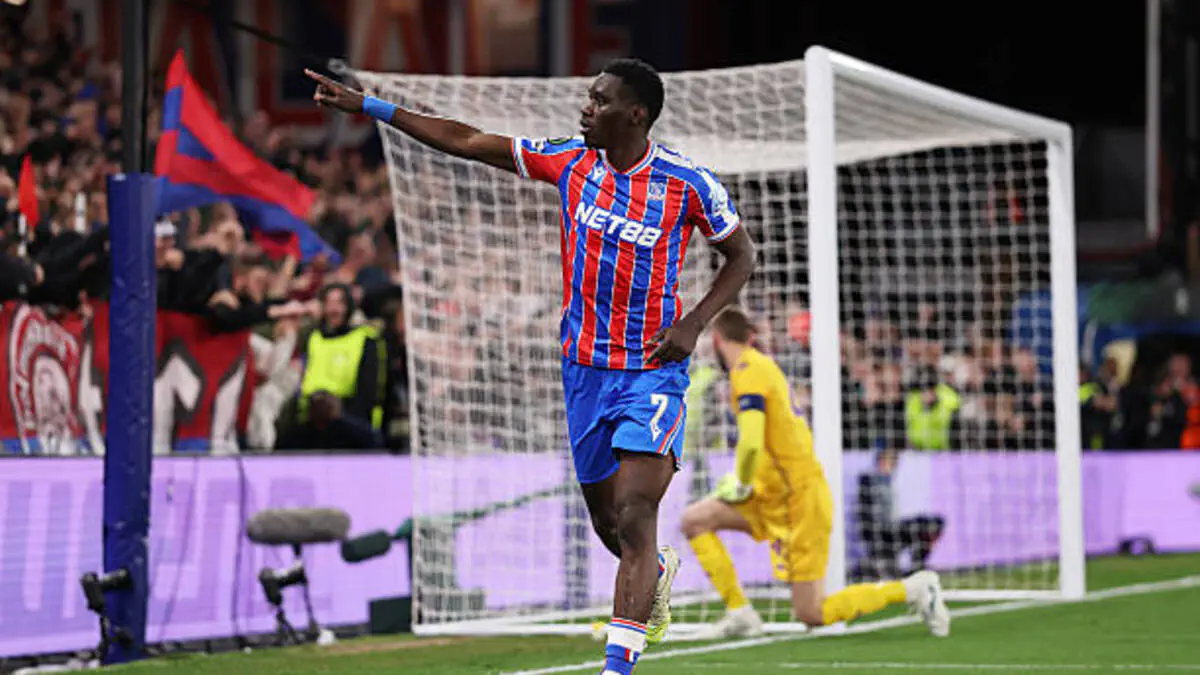 Ismaïla Sarr powers Crystal Palace to victory