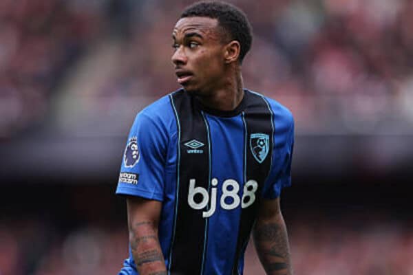 Manchester United eye Bournemouth star Junior Kroupi