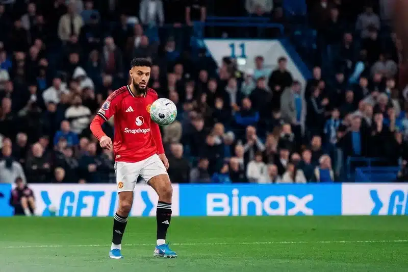 Noussair Mazraoui excels for Manchester United