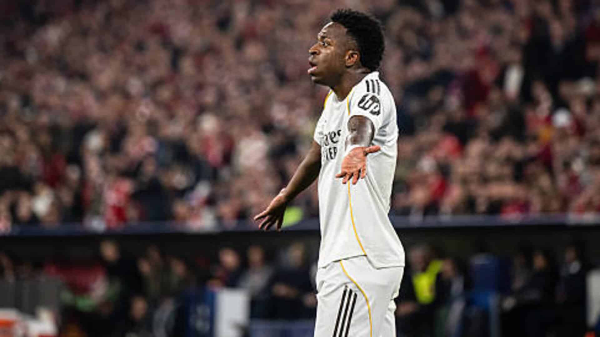 Santiago Canizares questions Vinicius future at Real Madrid