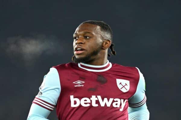 West Ham defenders lined up during a match