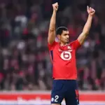 Aïssa Mandi defending during a match for LOSC Lille