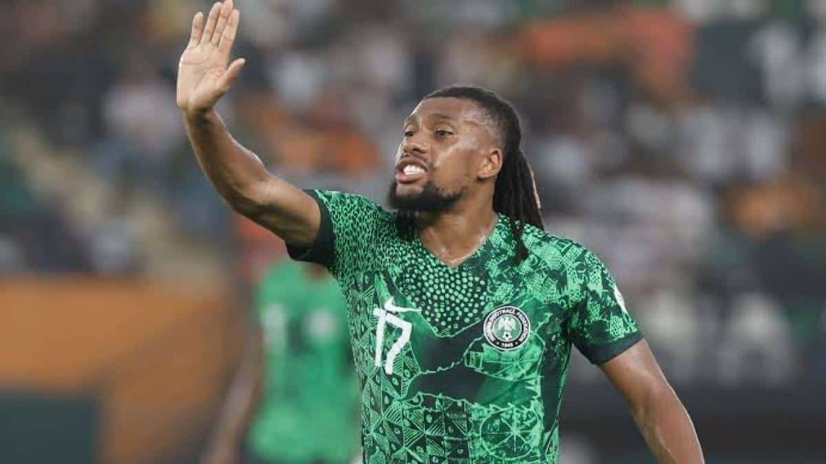 Alex Iwobi playing for Nigeria during an international match