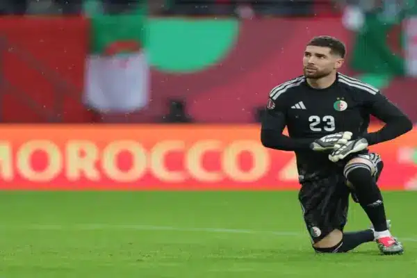 Luca Zidane playing in goal for Algeria