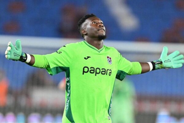 André Onana handling the ball during a match