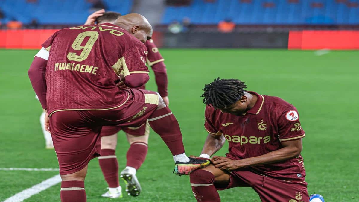 Anthony Nwakaeme in action for Trabzonspor during a cup match