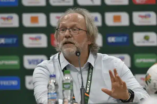 Tom Saintfiet during Mali national team match