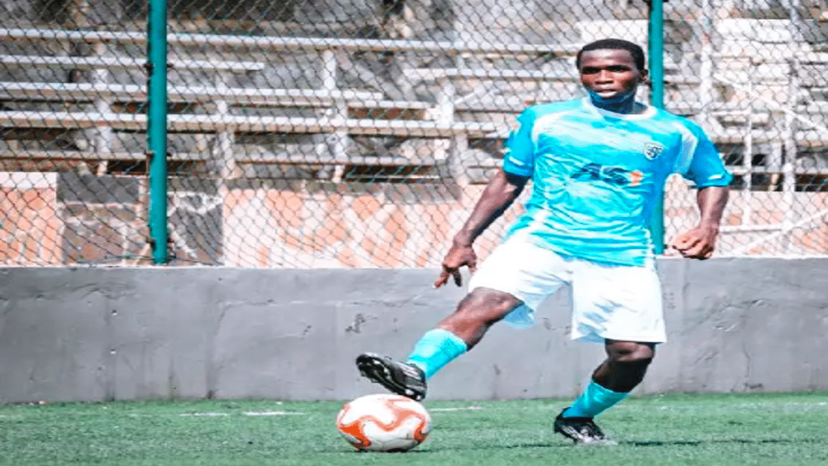 Badian Diarra playing for Young African Promises academy