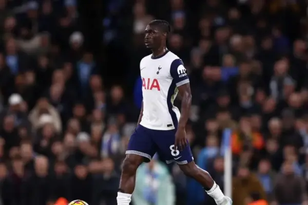 Yves Bissouma in action for Tottenham
