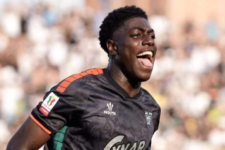 Issa Doumbia in action for Venezia FC