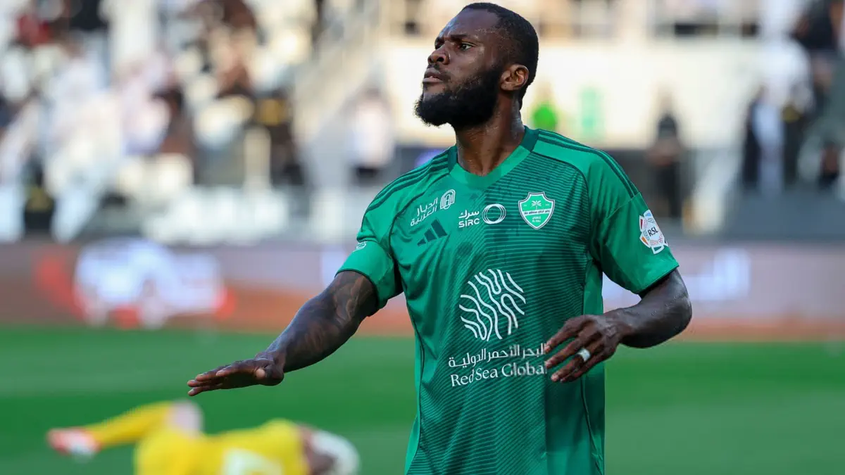 Franck Kessié celebrating during Asian Champions League final