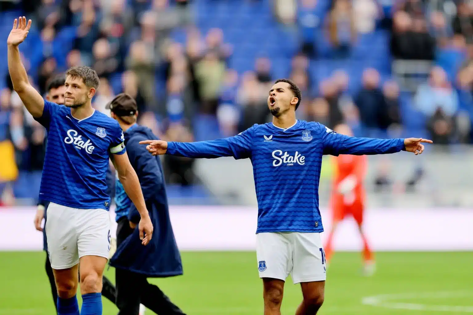 Iliman Ndiaye praised by Gareth Barry as key Everton player