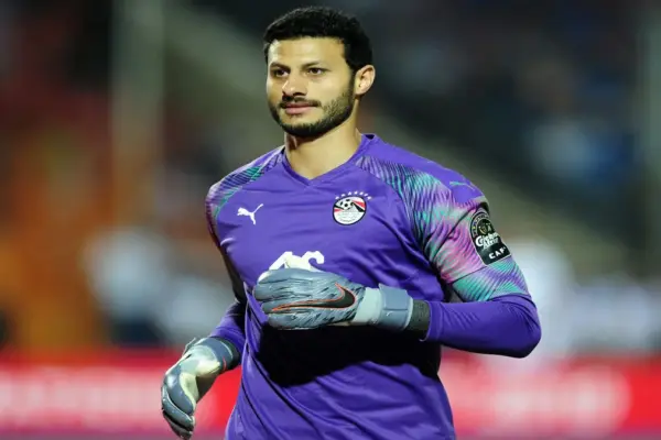 Mohamed El Shenawy reacting during an Al Ahly match