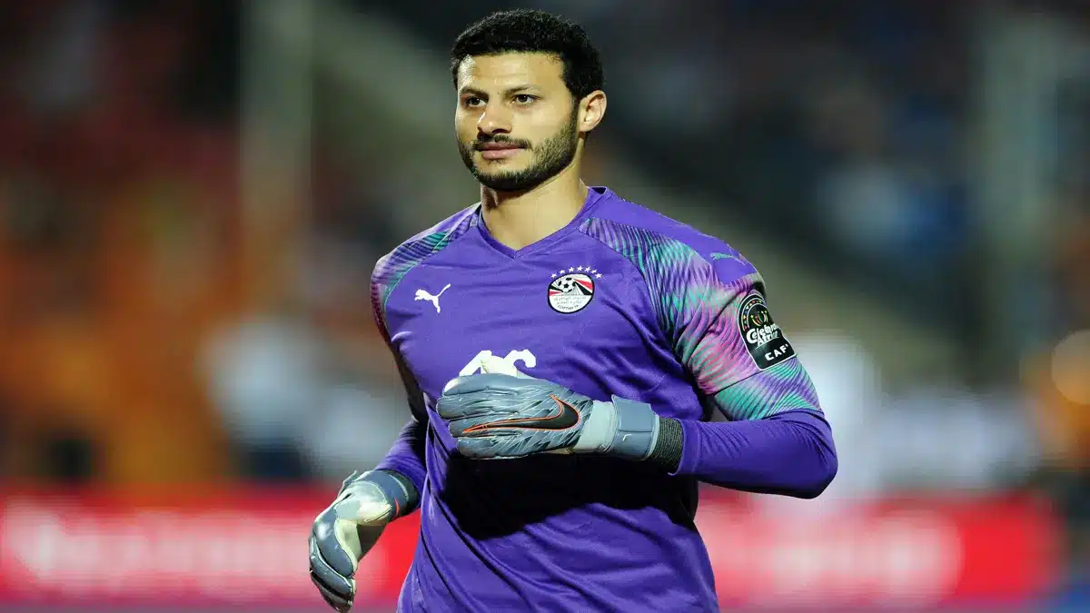 Mohamed El Shenawy reacting during an Al Ahly match