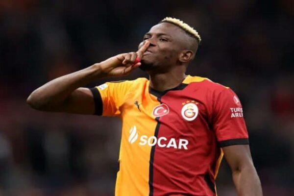 Victor Osimhen scoring for Galatasaray against Fenerbahçe
