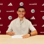 Marouane Bentaleb signs first professional contract with Ajax