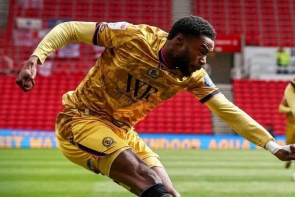 Ryan Alebiosu delivering a cross for Blackburn Rovers