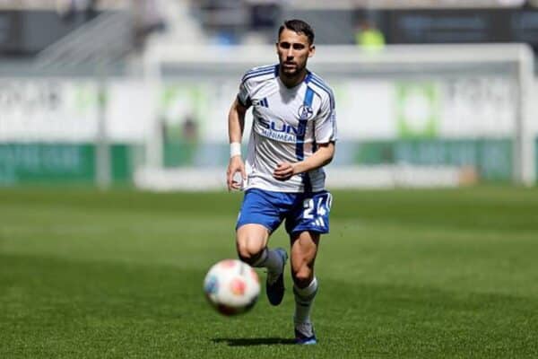 Adil Aouchiche contract extends after Schalke promotion
