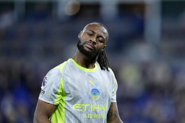 Antoine Semenyo targeted again in Everton clash
