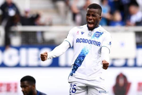 Hamed Junior Traoré’s Marseille future in doubt