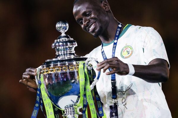 Sadio Mane celebrates Al Nassr league triumph