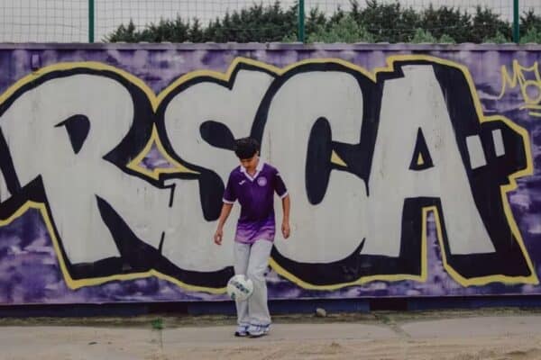 Moroccan teenager signs first professional contract with Anderlecht