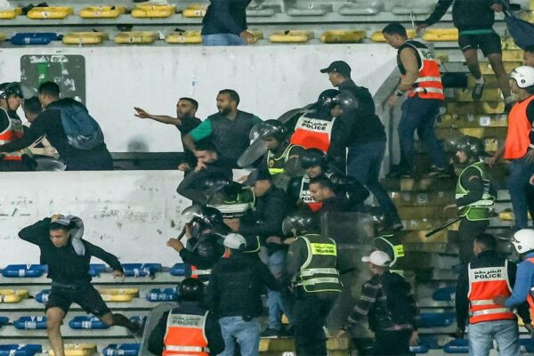 Crowd disturbances during AS FAR vs Raja Casablanca match