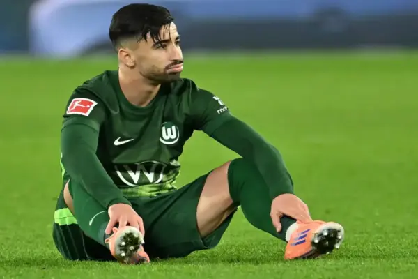 Mohamed Amoura during a Wolfsburg match