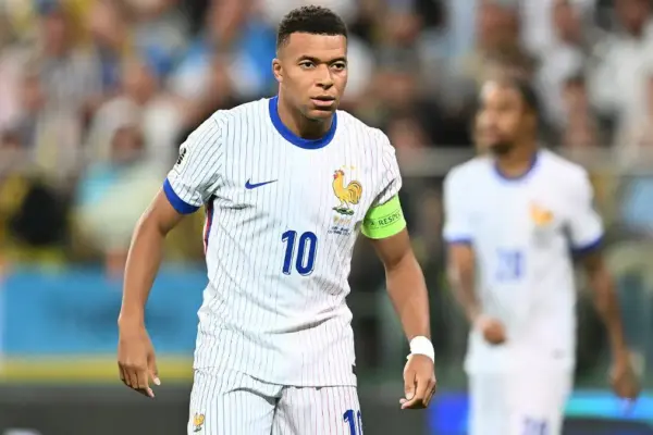 France on alert as Kylian Mbappé injury scare disrupts training