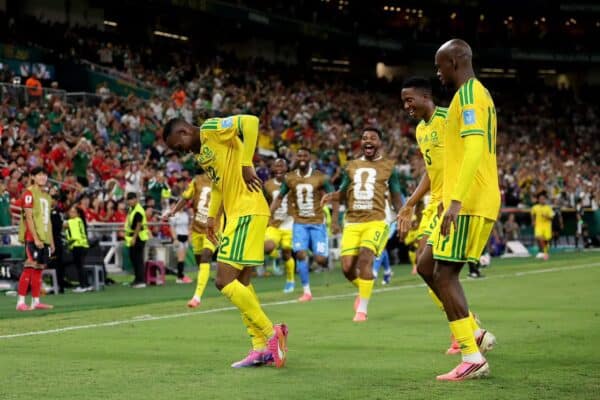 South Africa to face Canada