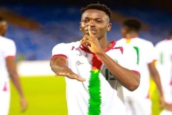 Abdoul Fessal Tapsoba celebrating after scoring for Burkina Faso