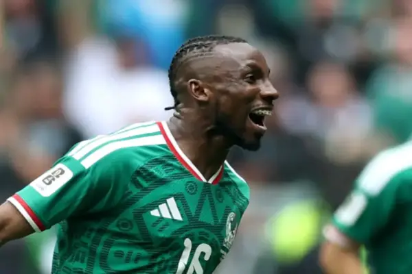 Julián Quiñones celebrating after scoring for Mexico against South Africa in the World Cup opener.