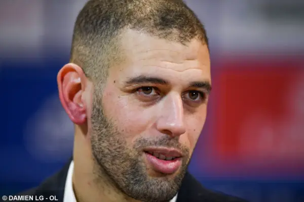 Islam Slimani Questions Algeria's Progress Under Petkovic