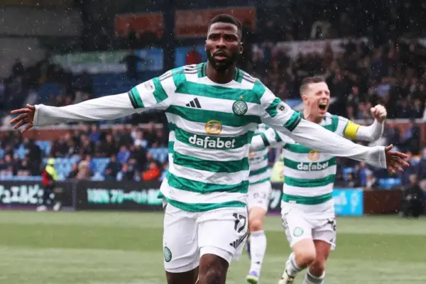 Kelechi Iheanacho in talks with Celtic over new deal