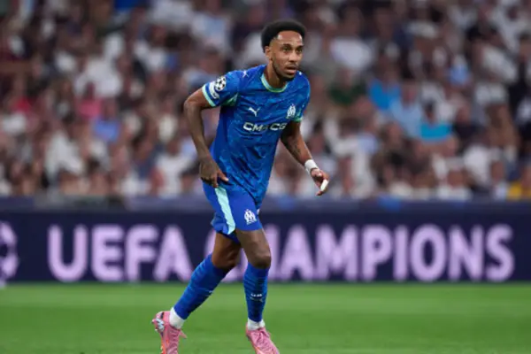 Pierre-Emerick Aubameyang to join Deportivo La Coruña