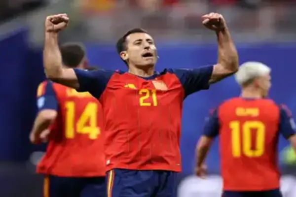 Mikel Oyarzabal celebrates after scoring for Spain against Austria at the 2026 World Cup.