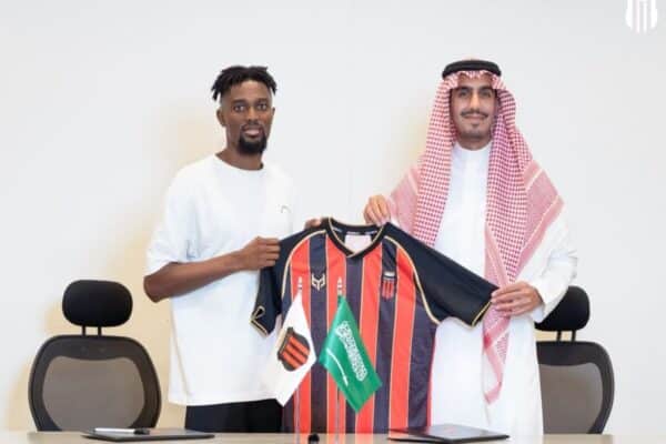 Bernard Mensah returns to Al Riyadh