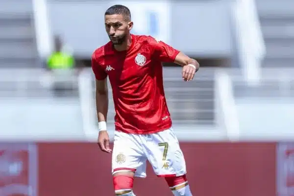 Hakim Ziyech clashes with his coach