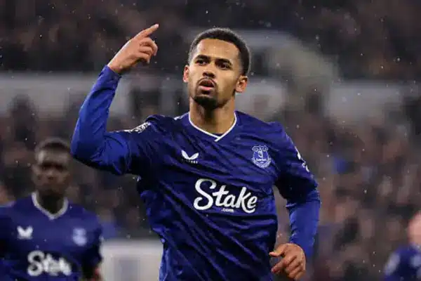 Iliman Ndiaye rejoins Everton for preseason