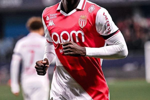 Lamine Camara on the radar of Chelsea