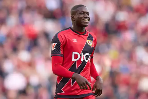 Nobel Mendy to join Hull City
