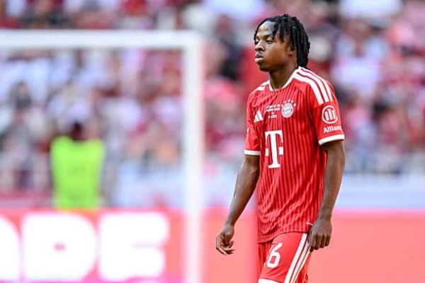 Bayern Munich set to sell teenage winger Wisdom Mike