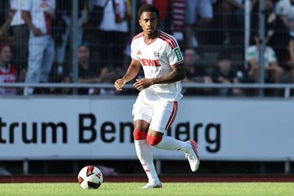 Youssoupha Niang heads to St Pauli