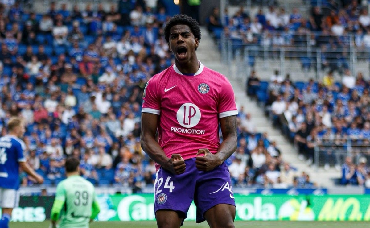 sunderland-s-33m-bid-for-defender-dayann-methalie-rejected