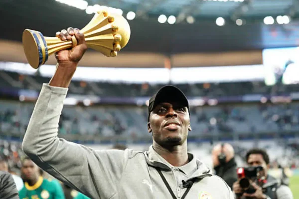 Senegal FA salute Édouard Mendy after retirement