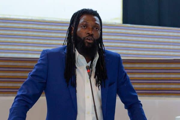 Mourinho will fight for control at Real Madrid, says Emmanuel Adebayor